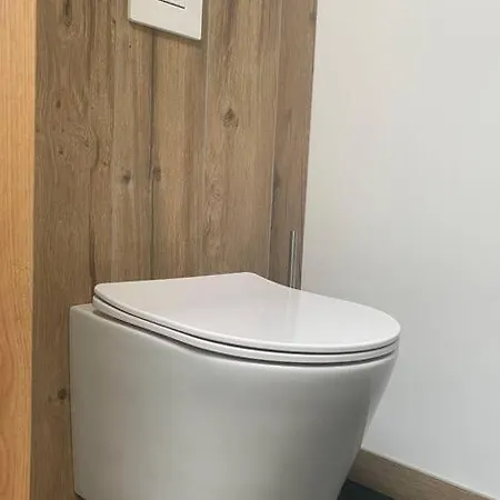 Nid Douillet Et Moderne Beaumenil