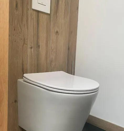 Nid Douillet Et Moderne Beaumenil